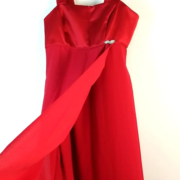 EUC Alfred Angelo Red Evening Gown - Picture 5 of 10